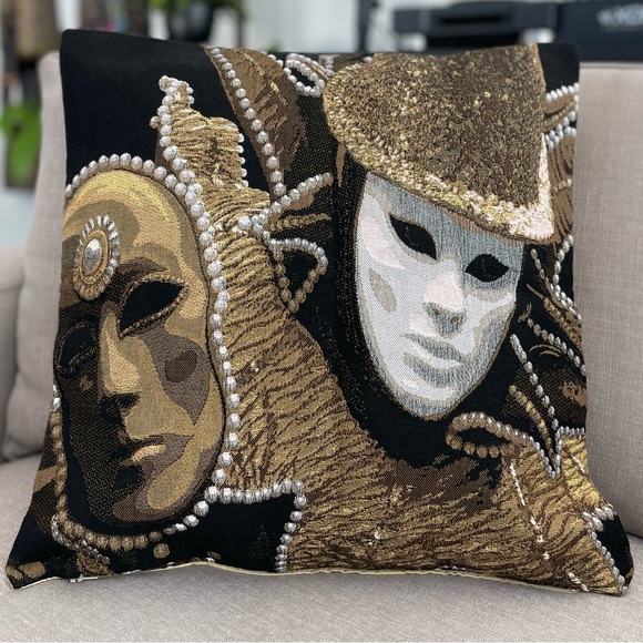 Brand New Venetian Pillow Cover - Picture 5 of 5
